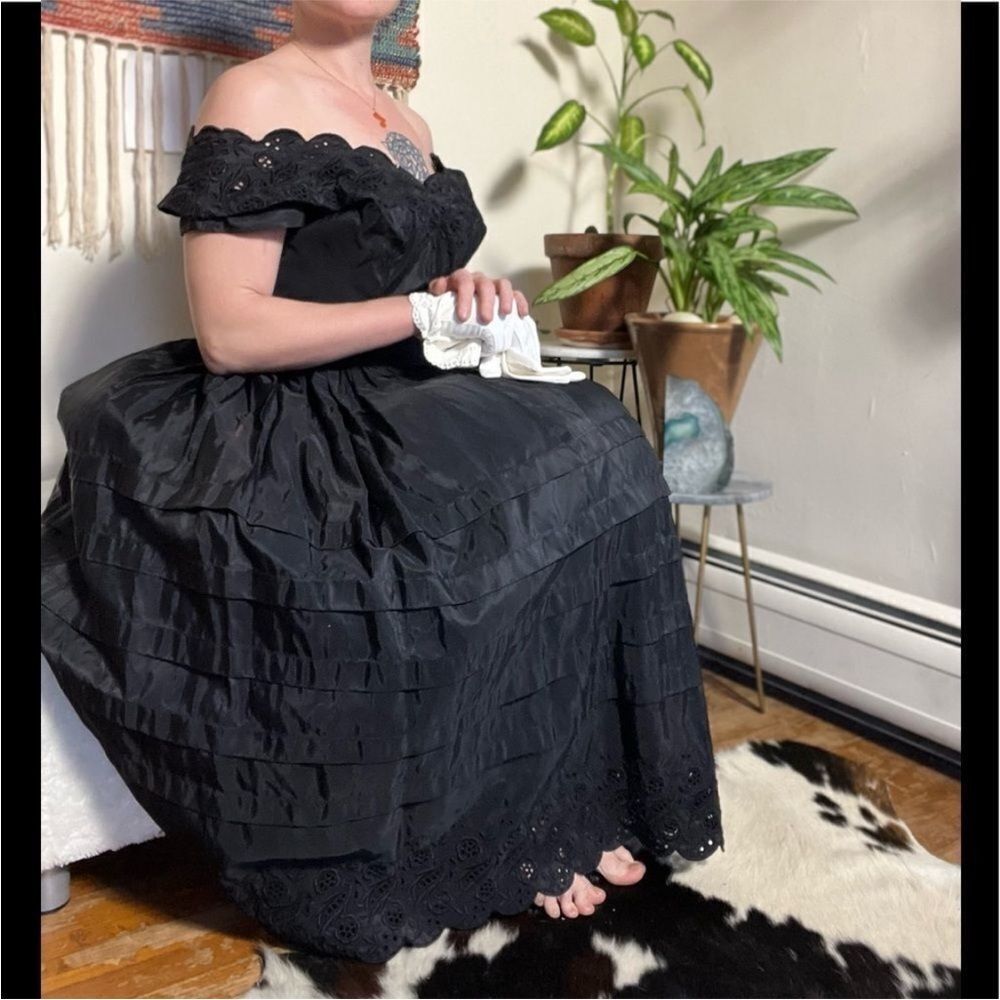 Vintage 1950s off the shoulder Party Dress Black S